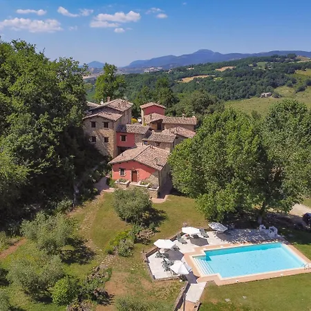 Borgo Belvederi - Country With Pool By Host Hero Camerino