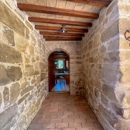 Borgo Belvederi - Country With Pool By Host Hero Camerino