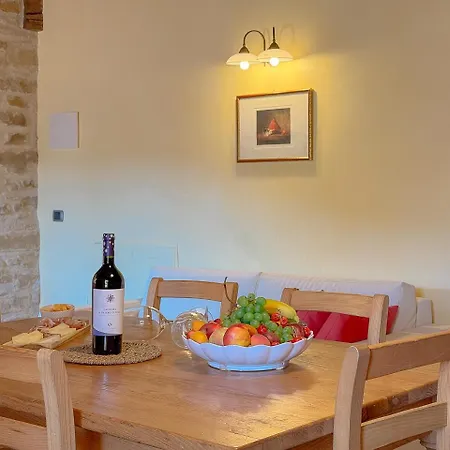 Borgo Belvederi - Country With Pool By Host Hero Daire